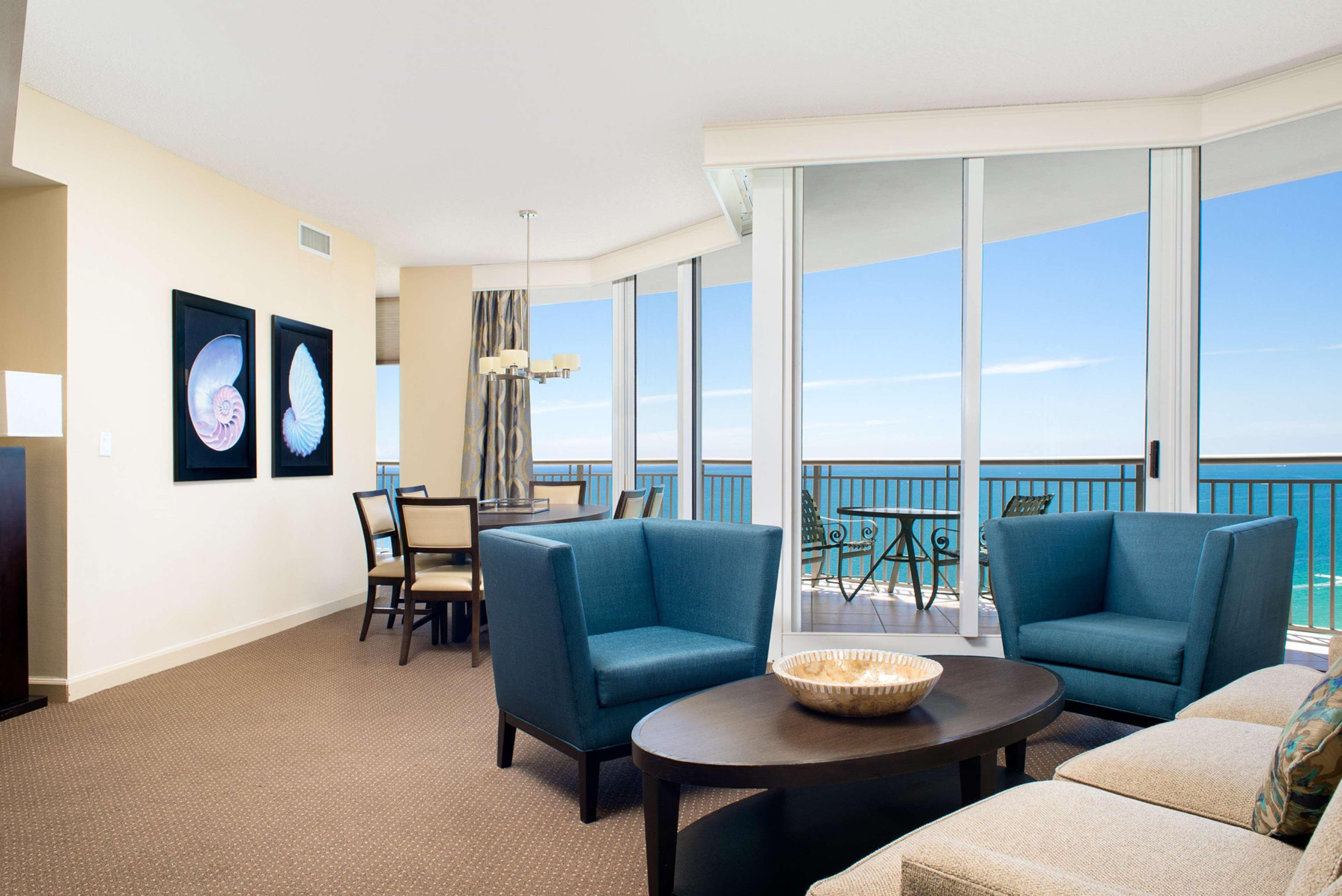 Doubletree By Hilton Ocean Point Resort - North Miami Beach Sunny Isles Beach Exterior photo