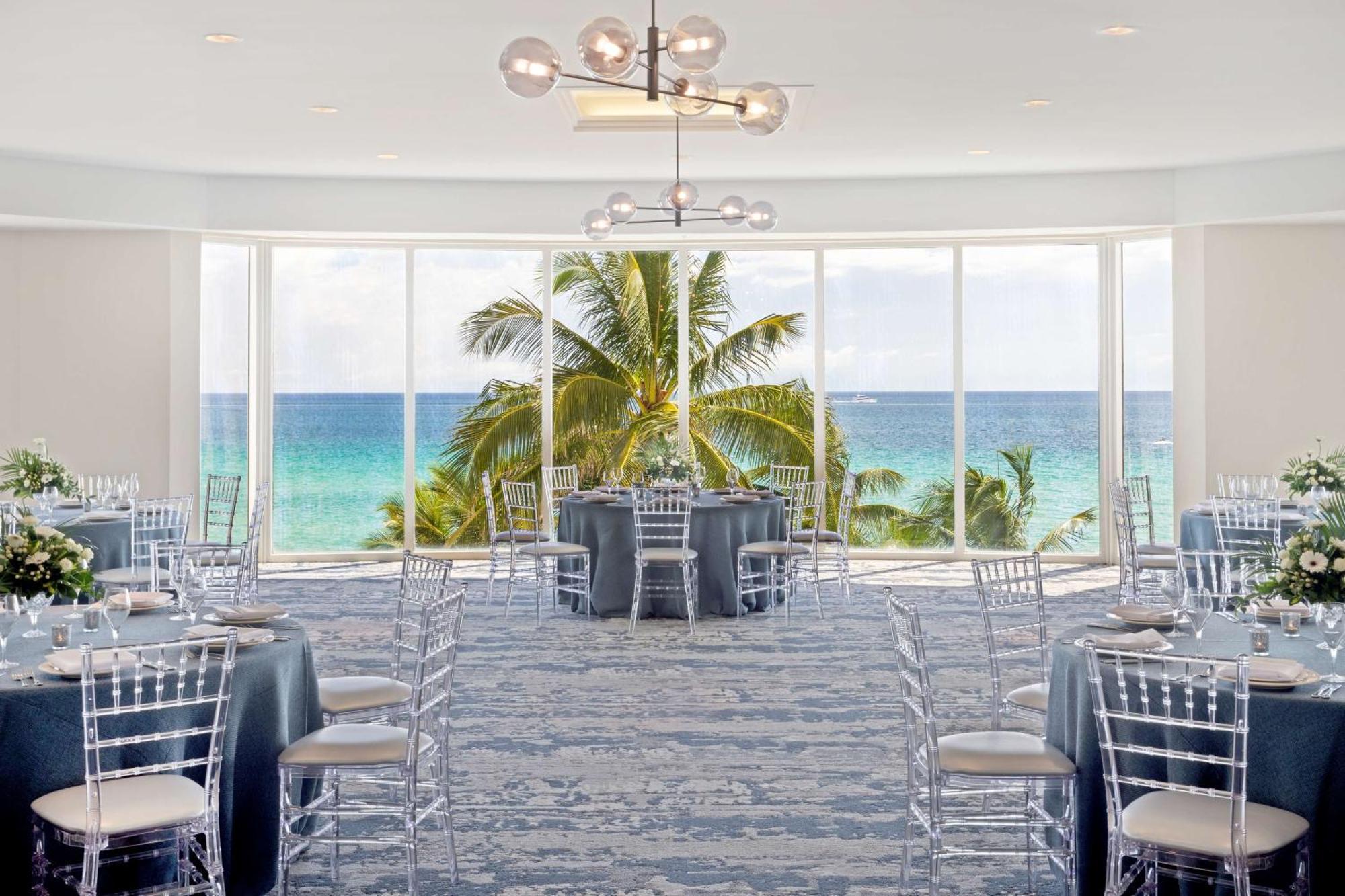 Doubletree By Hilton Ocean Point Resort - North Miami Beach Sunny Isles Beach Exterior photo