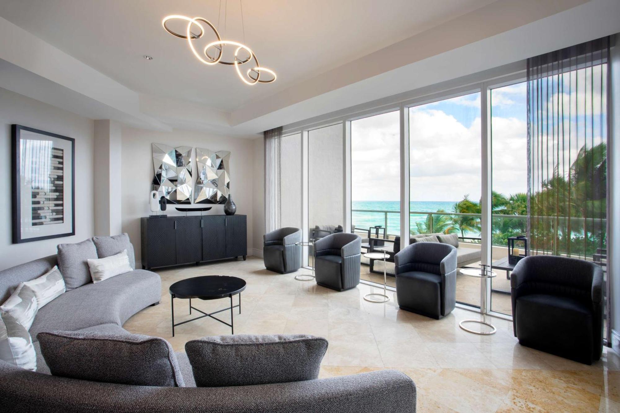 Doubletree By Hilton Ocean Point Resort - North Miami Beach Sunny Isles Beach Exterior photo