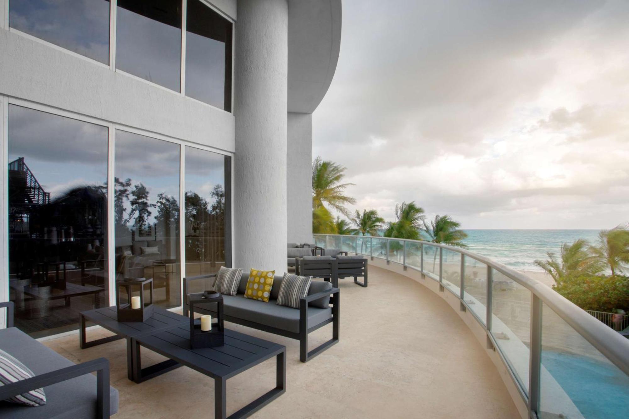 Doubletree By Hilton Ocean Point Resort - North Miami Beach Sunny Isles Beach Exterior photo