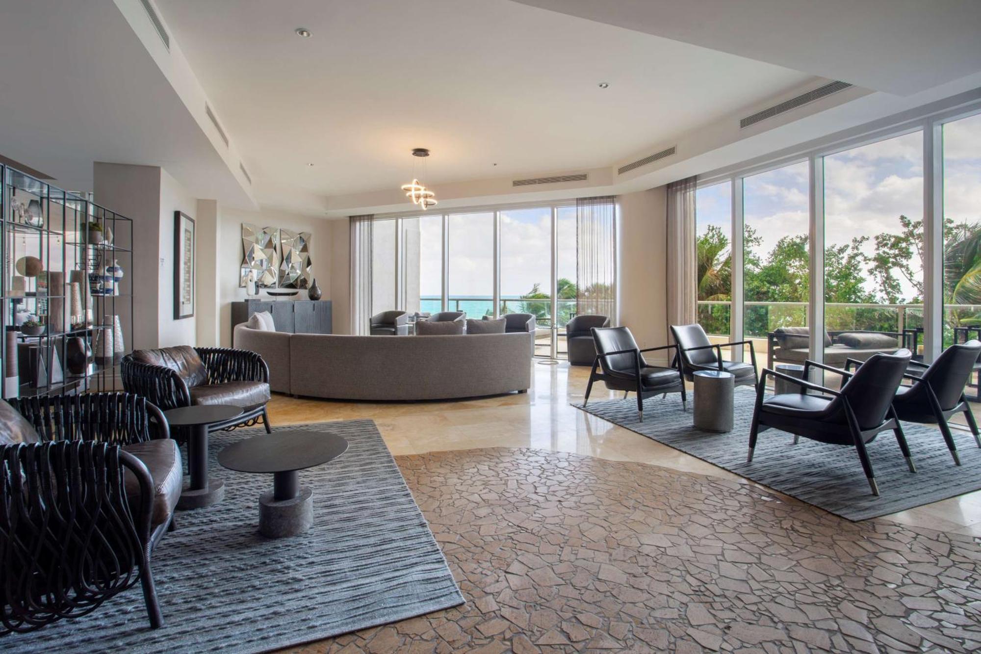 Doubletree By Hilton Ocean Point Resort - North Miami Beach Sunny Isles Beach Exterior photo